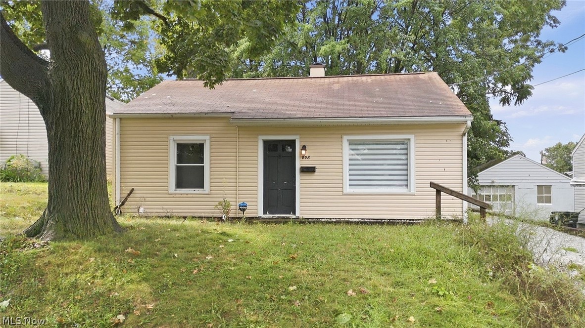 898 Reed Avenue Property Photo 1