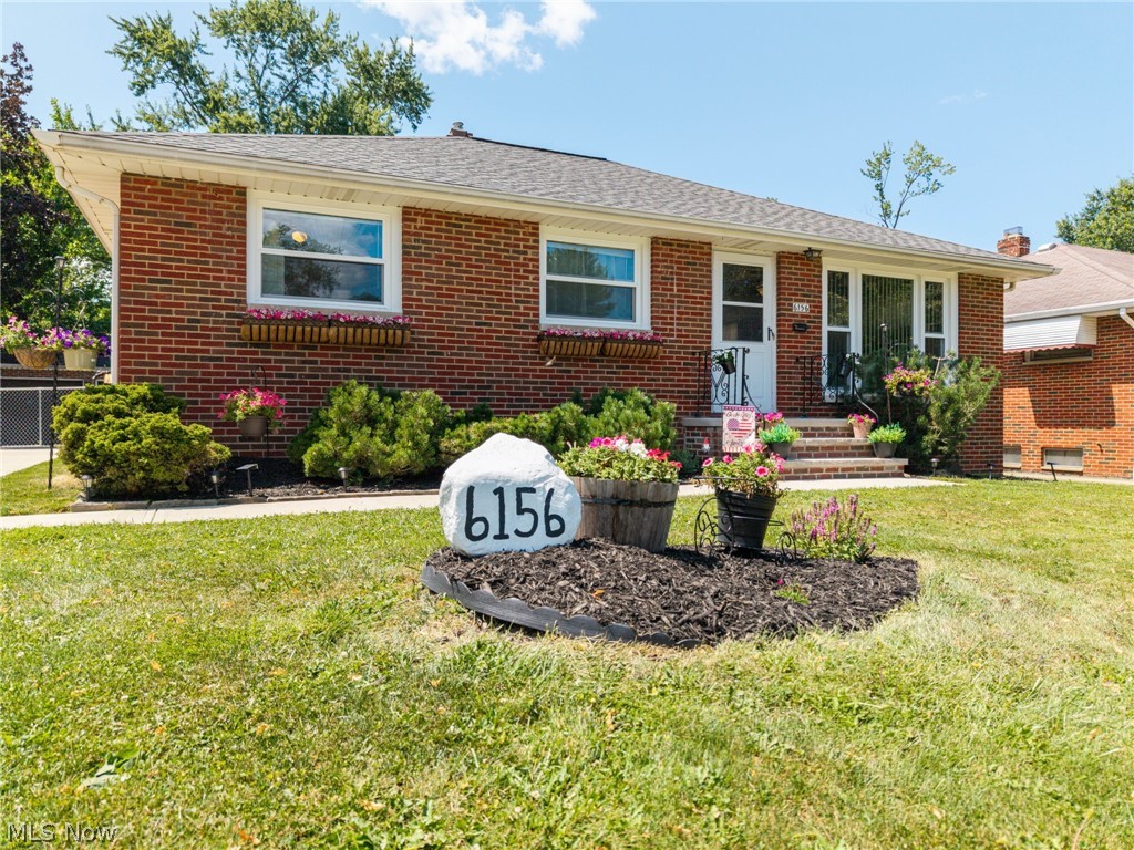 6156 Edgebrook Boulevard