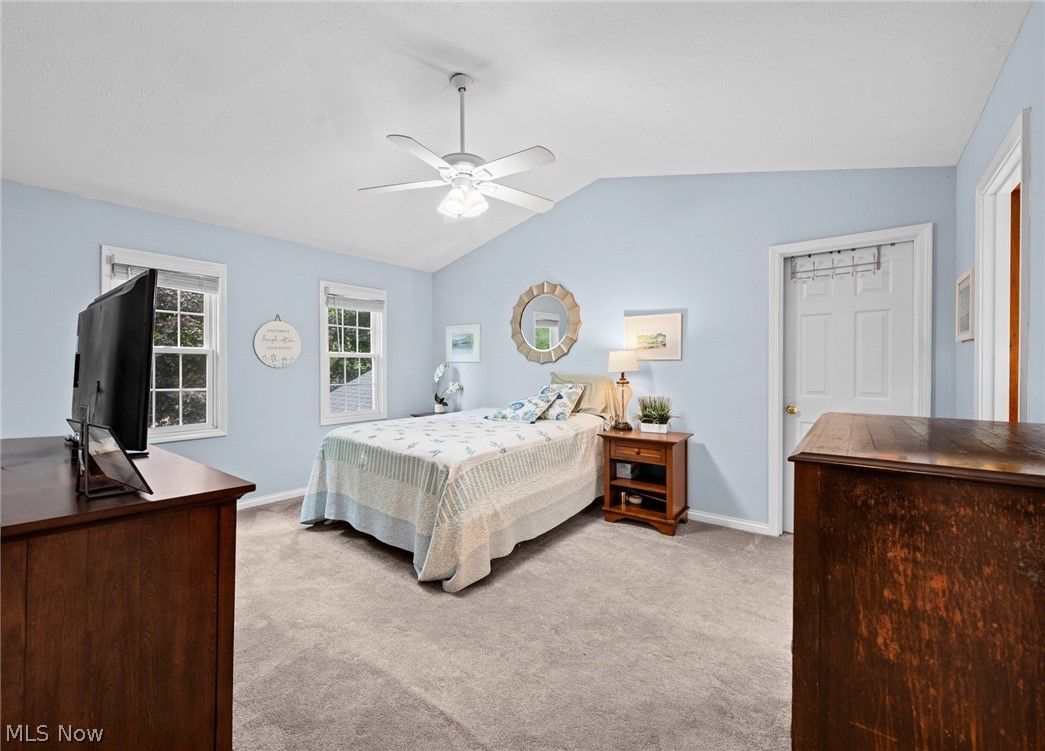 279 Ash Grove Circle Property Photo 34