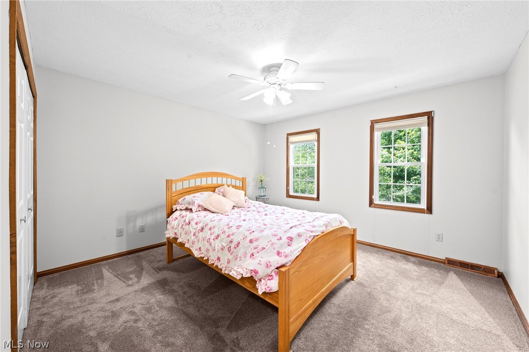 279 Ash Grove Circle Property Photo 39