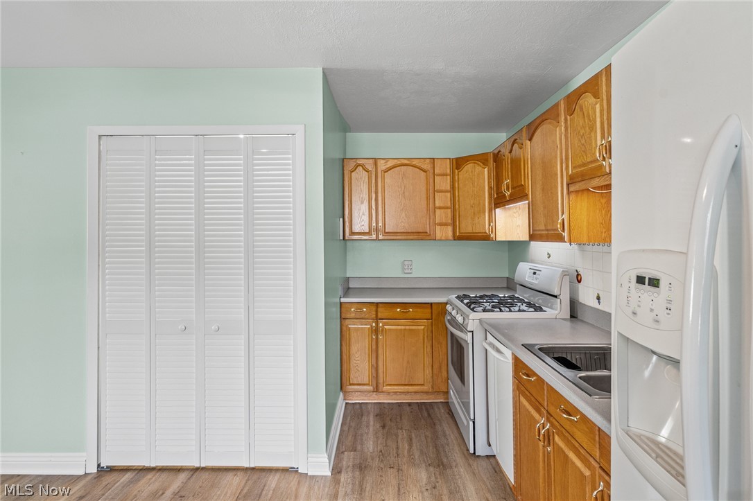 654 Wesley Drive Property Photo 11
