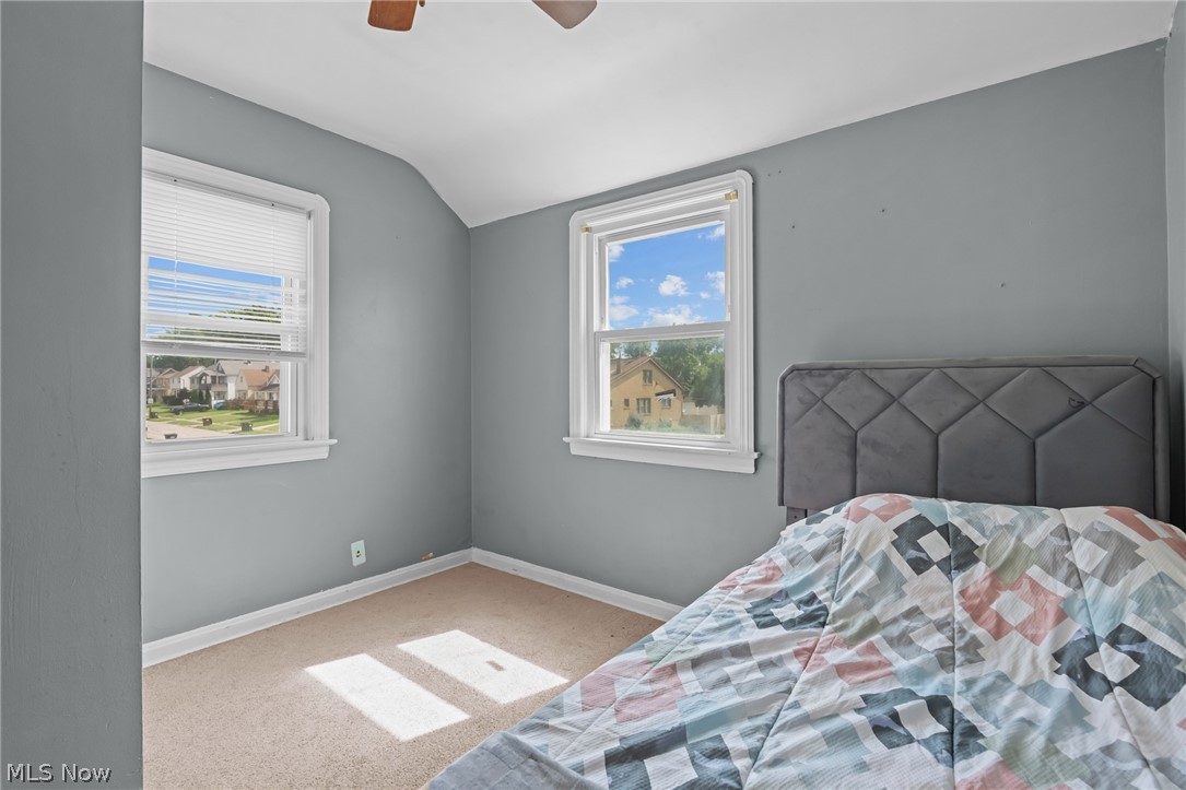 4402 Pershing Avenue Property Photo 17