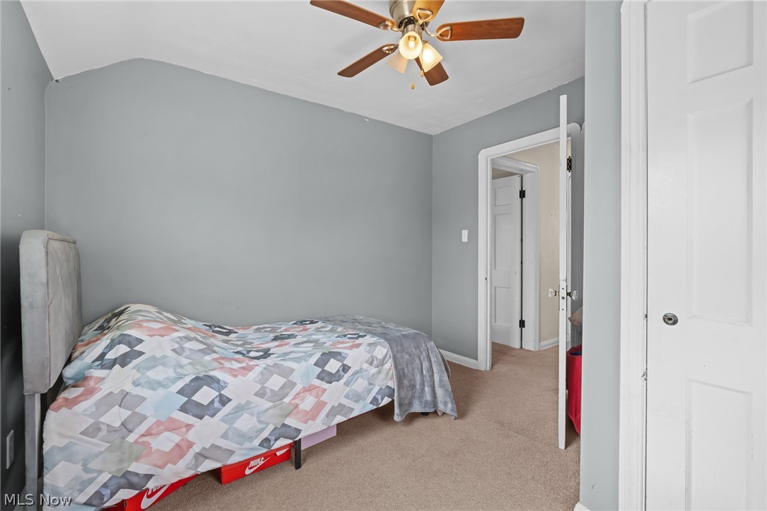 4402 Pershing Avenue Property Photo 18