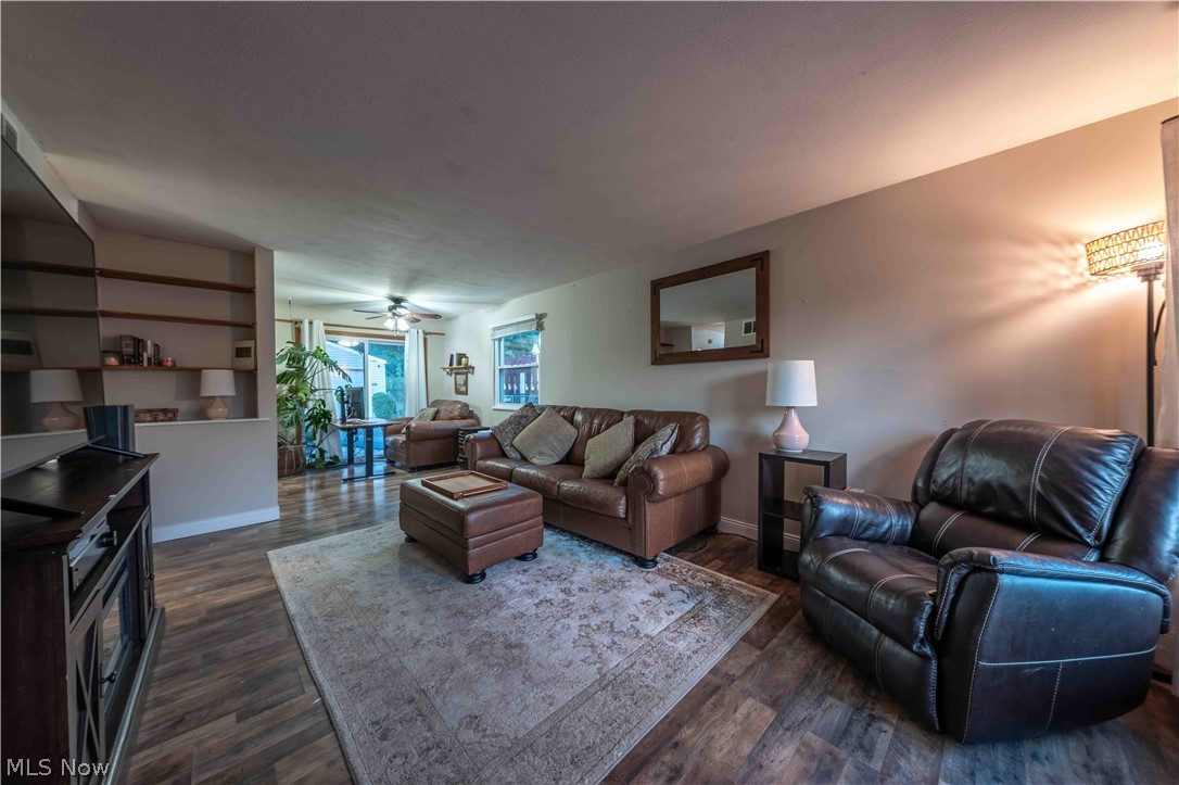 303 Erieview Boulevard Property Photo 2