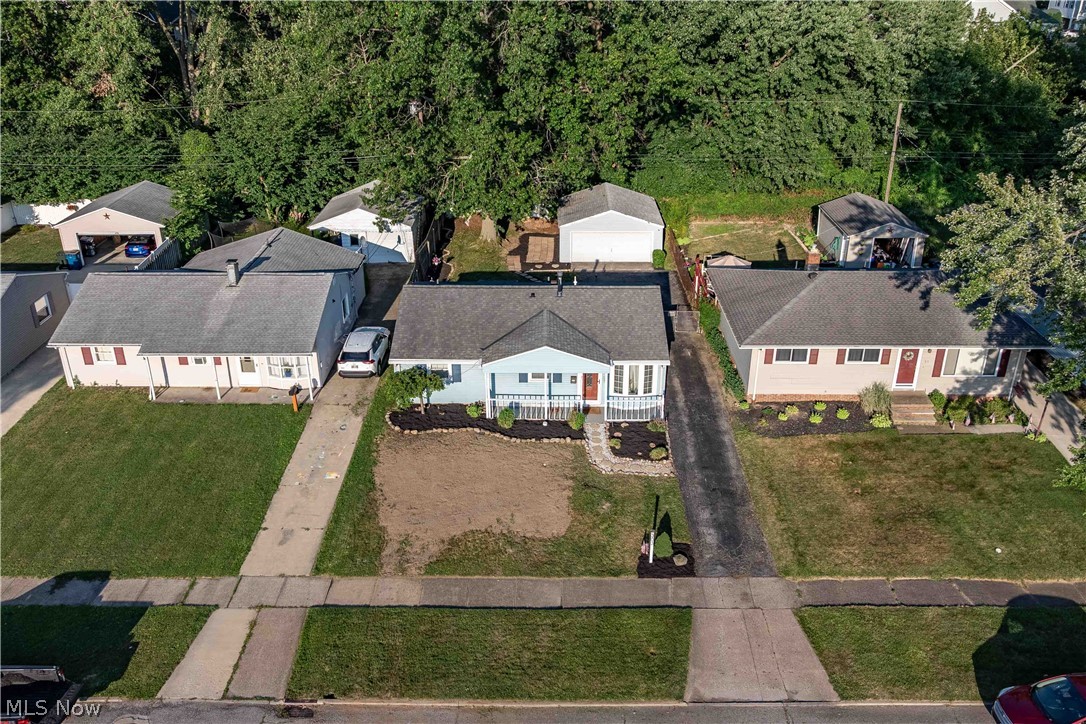 303 Erieview Boulevard Property Photo 40