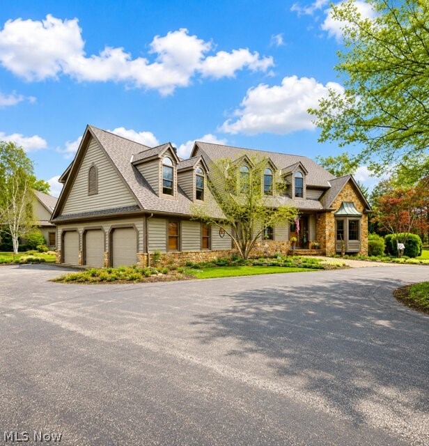 11205 Hampton Ridge Drive