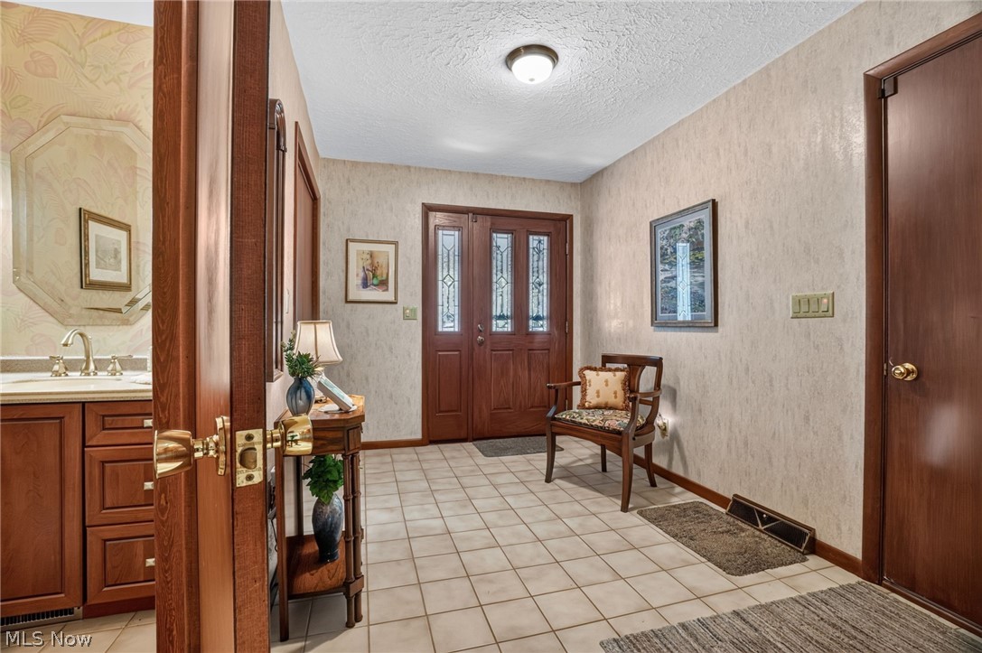 263 Townsend Avenue Property Photo 22