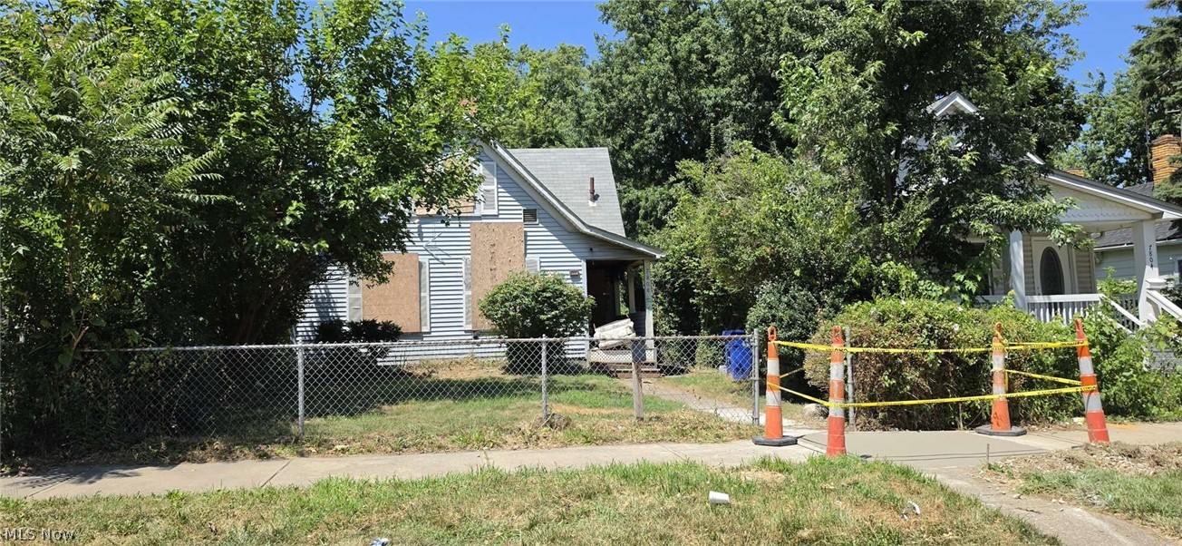 7808 Elton Avenue Property Photo 1