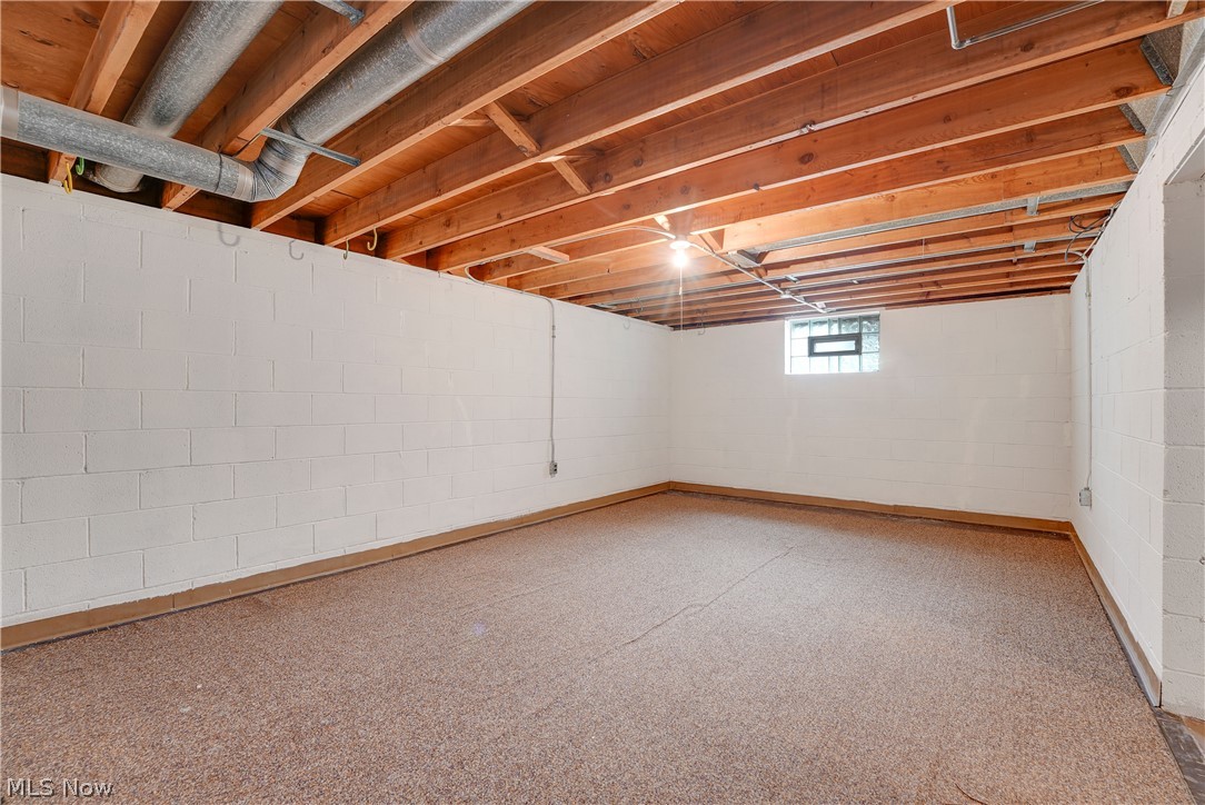 4880 Maple Hill Drive Property Photo 23