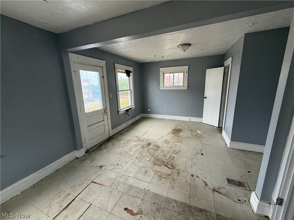 2771 E 118th Street Property Photo 12