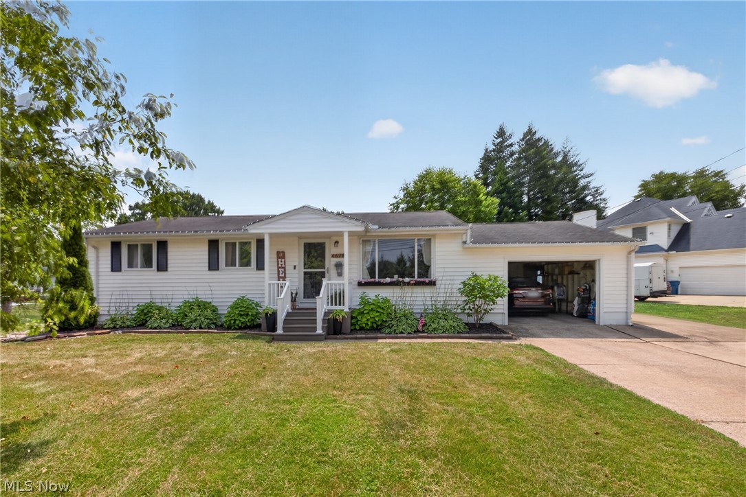 46785 Middle Ridge Road Property Photo 1