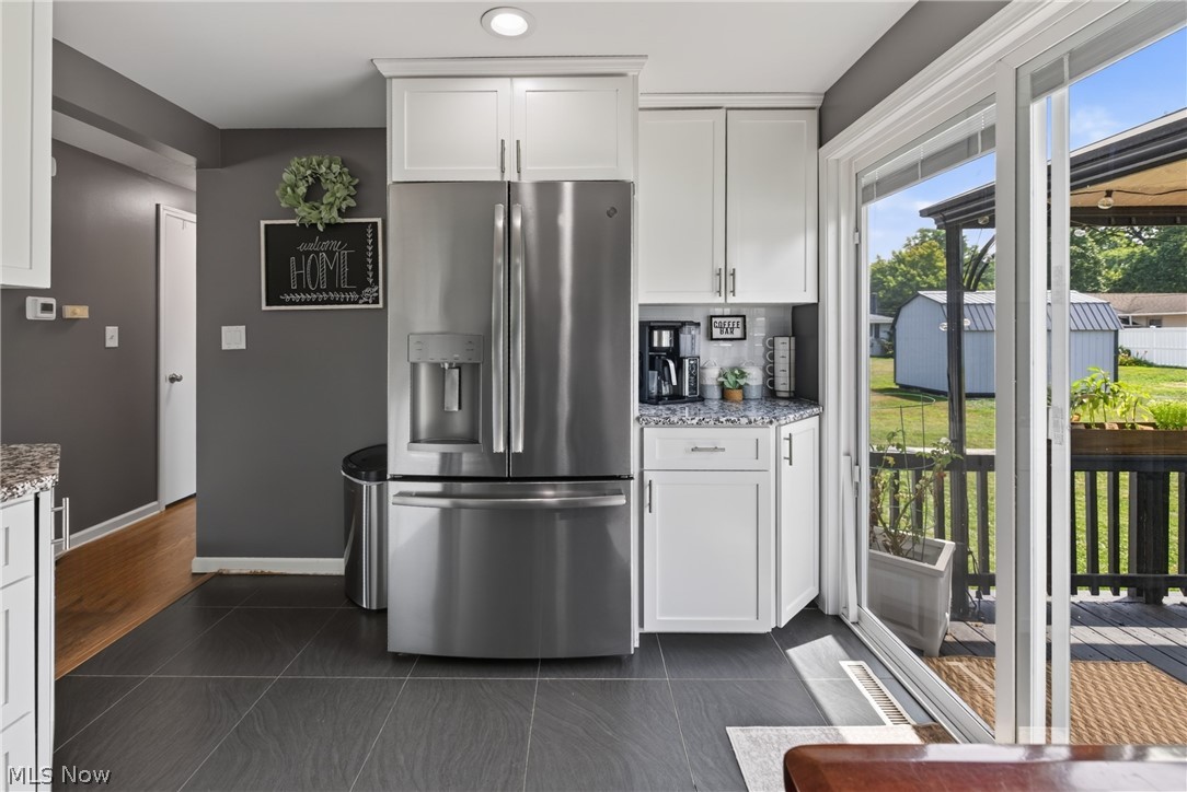 46785 Middle Ridge Road Property Photo 4