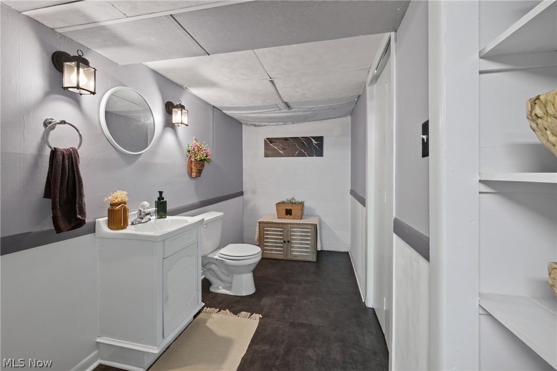 46785 Middle Ridge Road Property Photo 18