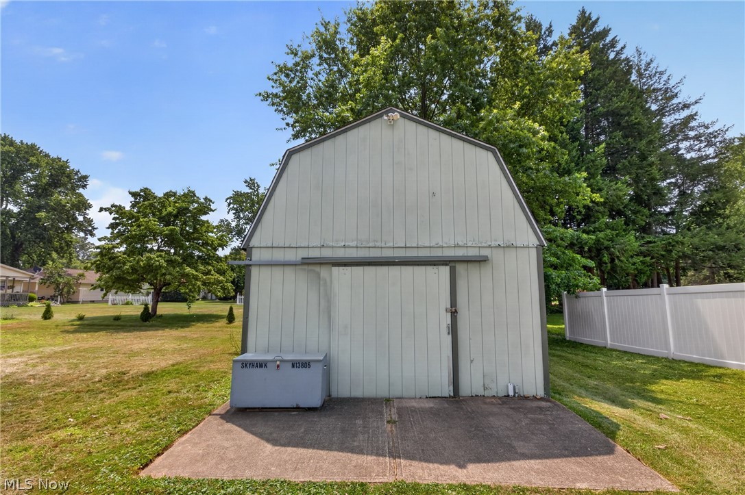 46785 Middle Ridge Road Property Photo 24
