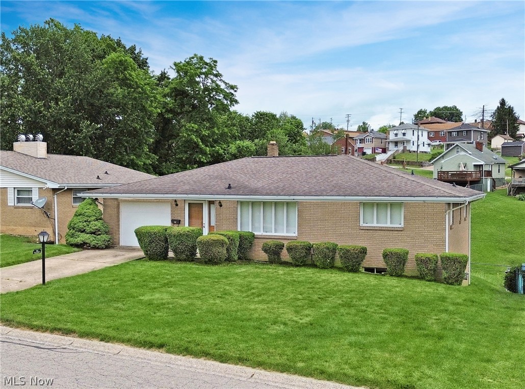 401 Linduff Avenue Property Photo 1