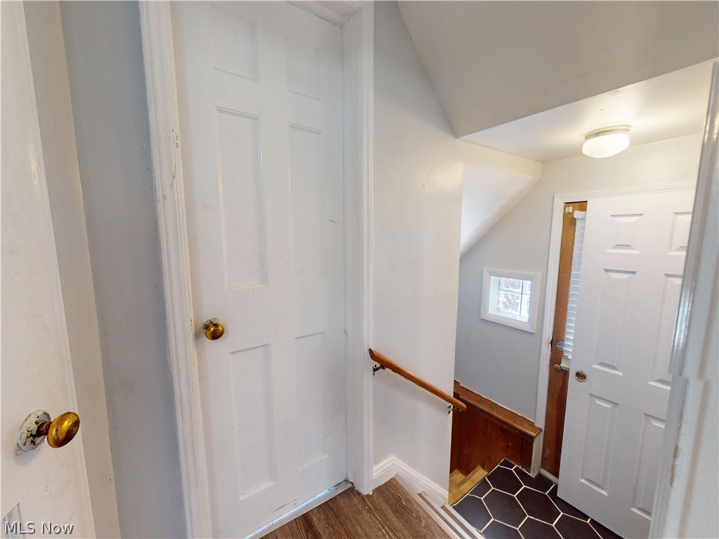 2168 Fenwick Road Property Photo 17