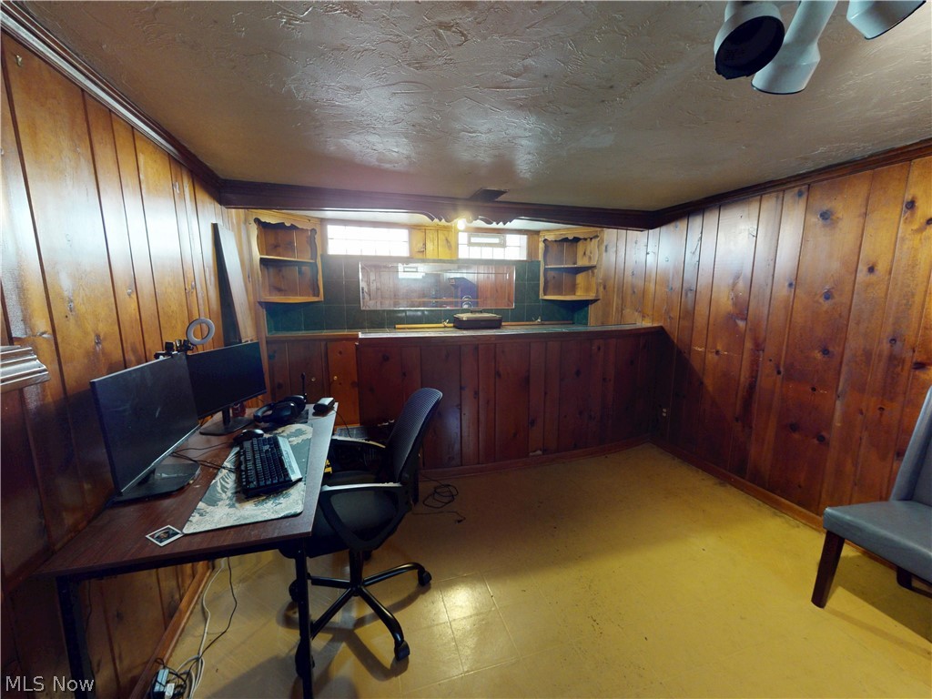 2168 Fenwick Road Property Photo 35