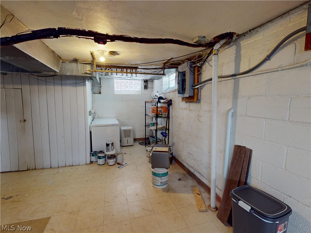 2168 Fenwick Road Property Photo 40