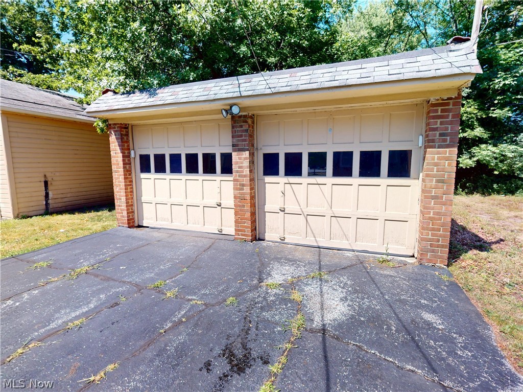 2168 Fenwick Road Property Photo 45