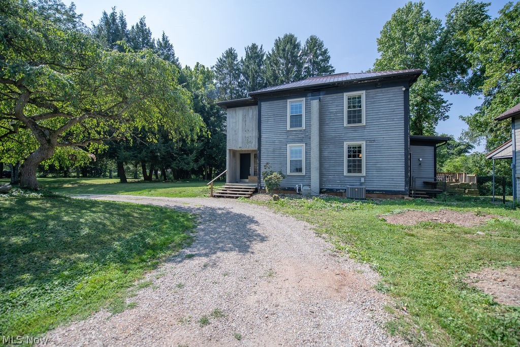 1685 N Orchard Road Ne Property Photo 1