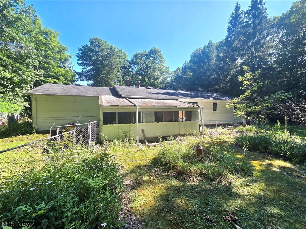 7415 Avon Lane Property Photo 4