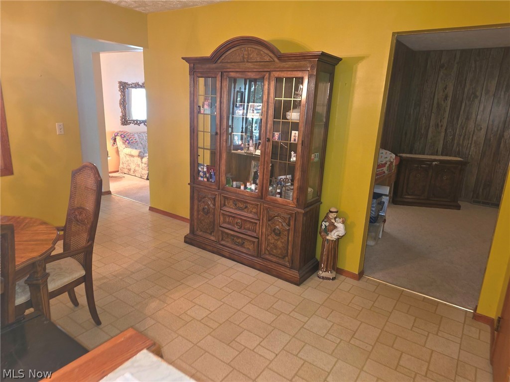 7415 Avon Lane Property Photo 11