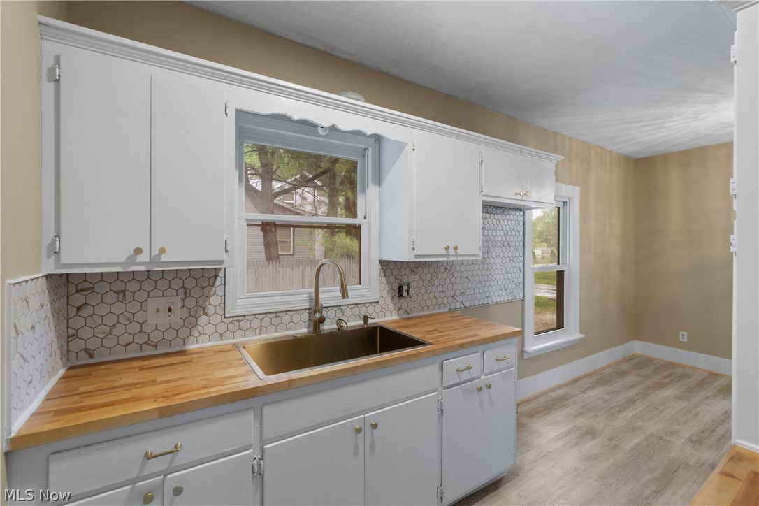 2371 Greensburg Road Property Photo 5