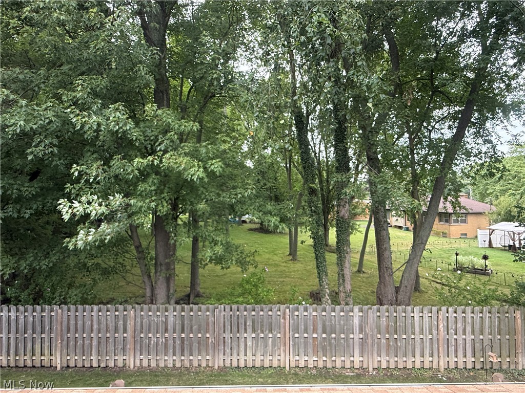 2607 Kimberly Lane Property Photo 5