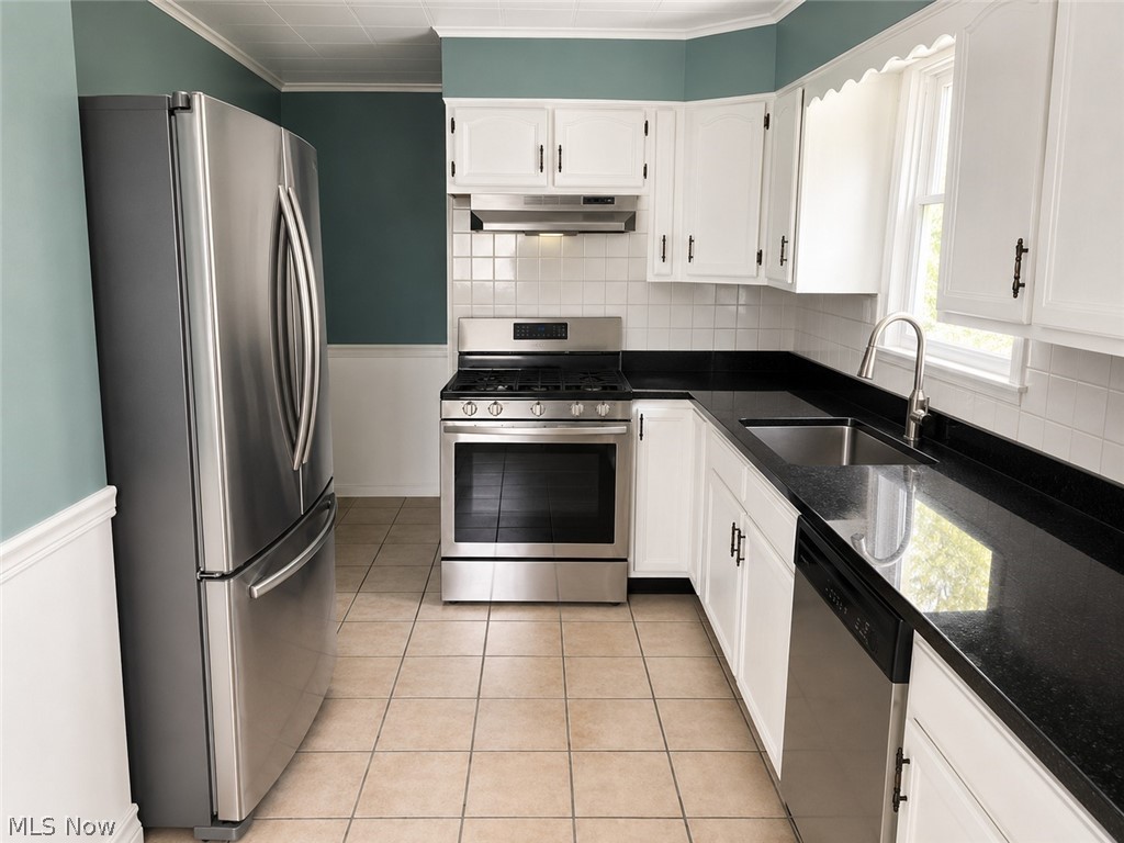 1150 Dayton Street Property Photo 4