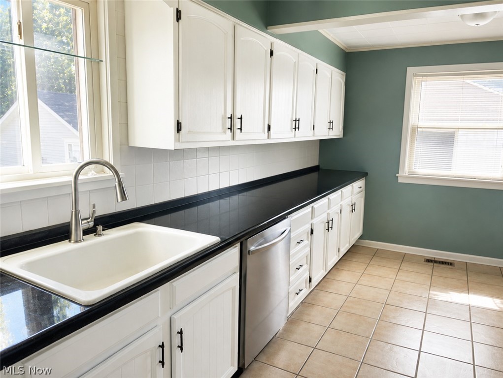 1150 Dayton Street Property Photo 5