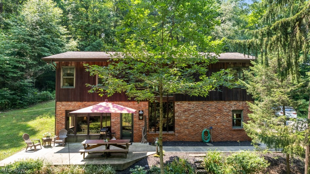 4294 Hardins Run Road Property Photo 1