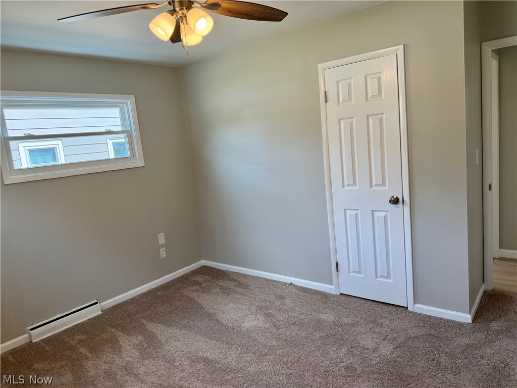 940 Oakwood Drive Property Photo 12