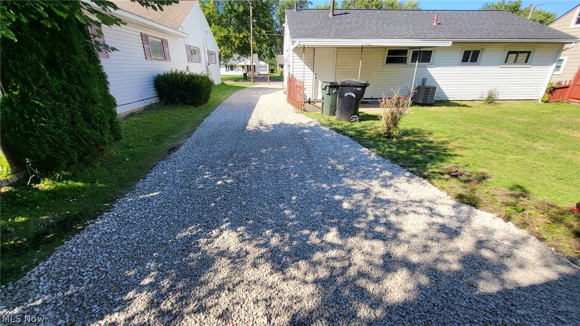 940 Oakwood Drive Property Photo 14