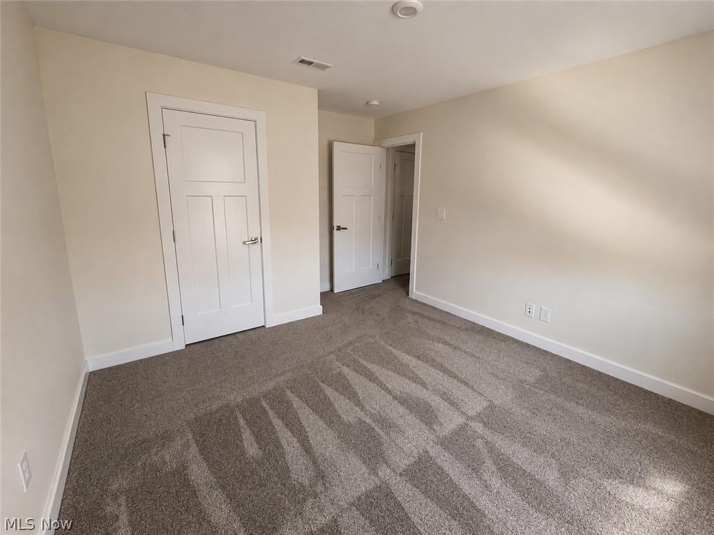 2193 Canterbury Drive Property Photo 18