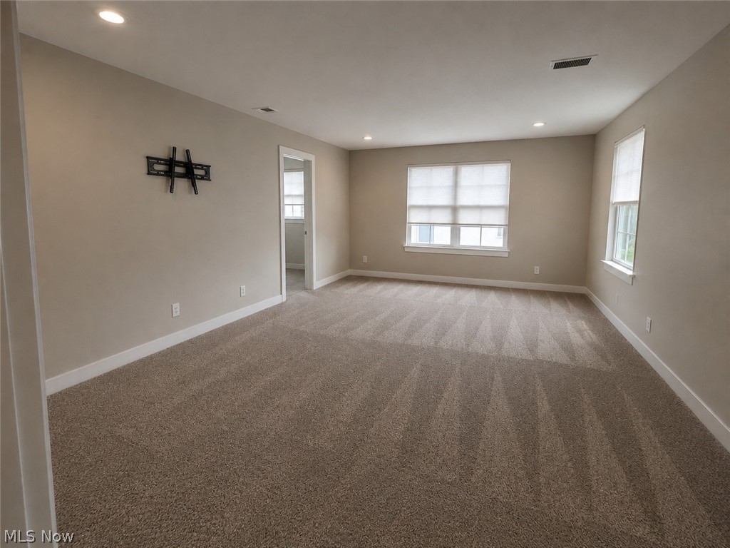 2193 Canterbury Drive Property Photo 21