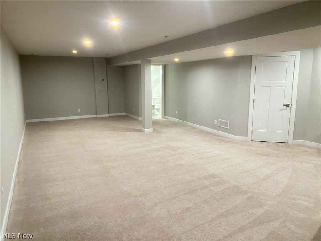 2193 Canterbury Drive Property Photo 27