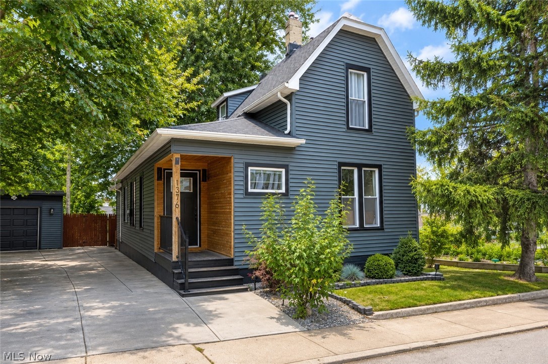 1376 W 74th Street