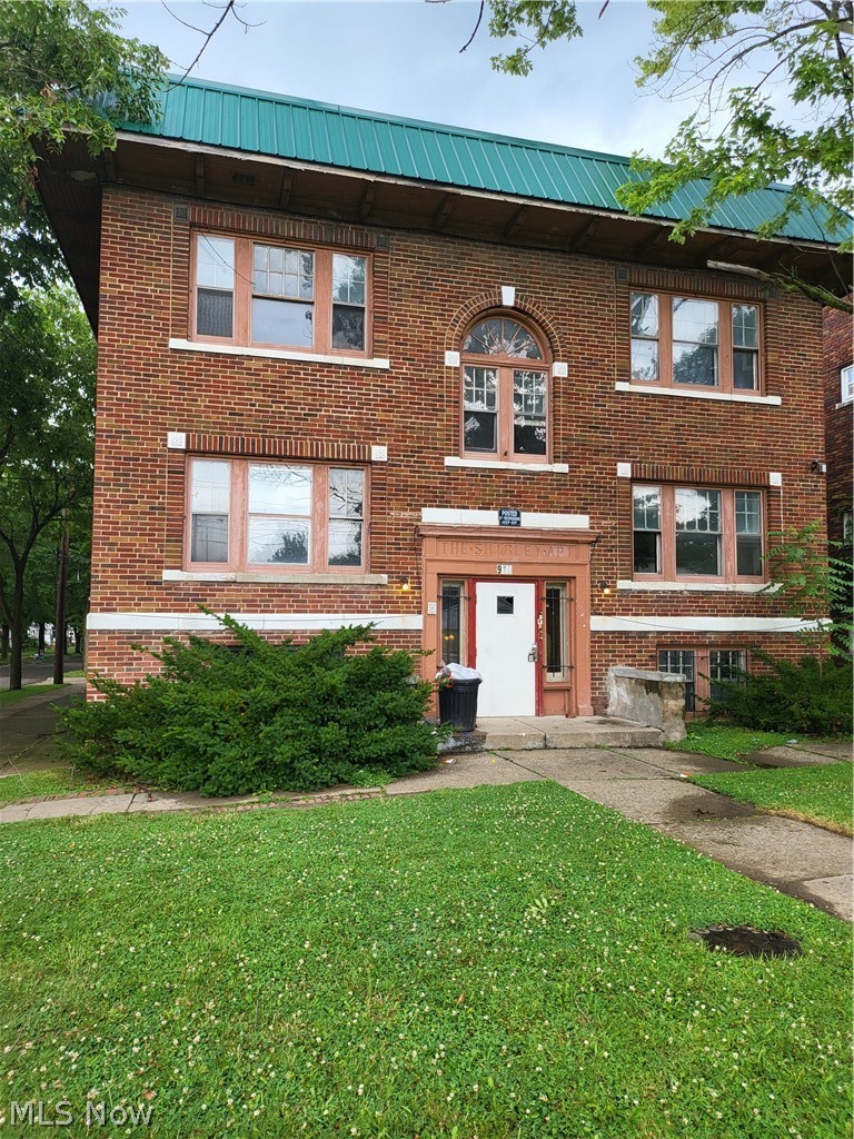 918 Copley Road 3 Property Photo 1