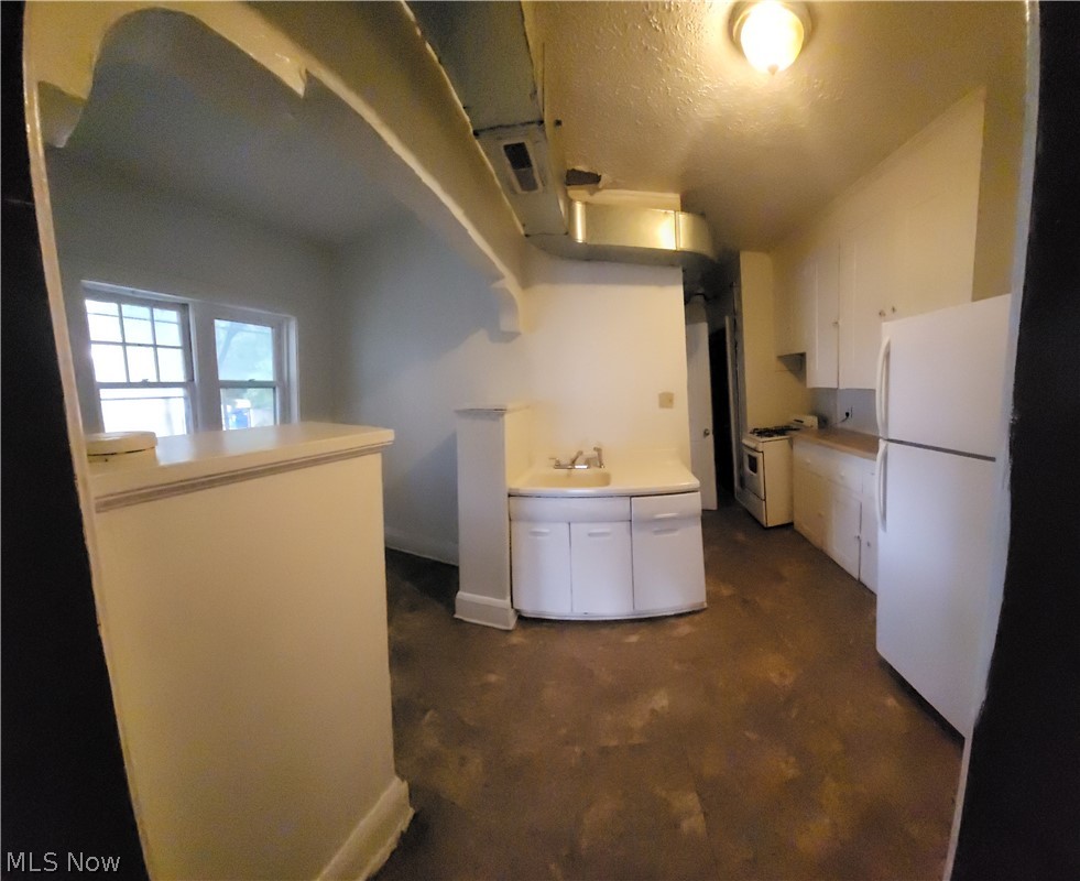 918 Copley Road 3 Property Photo 7