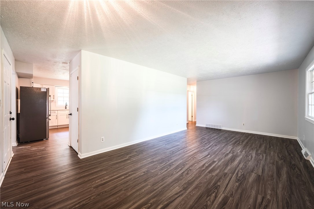 1072 Iberia Road Property Photo 7