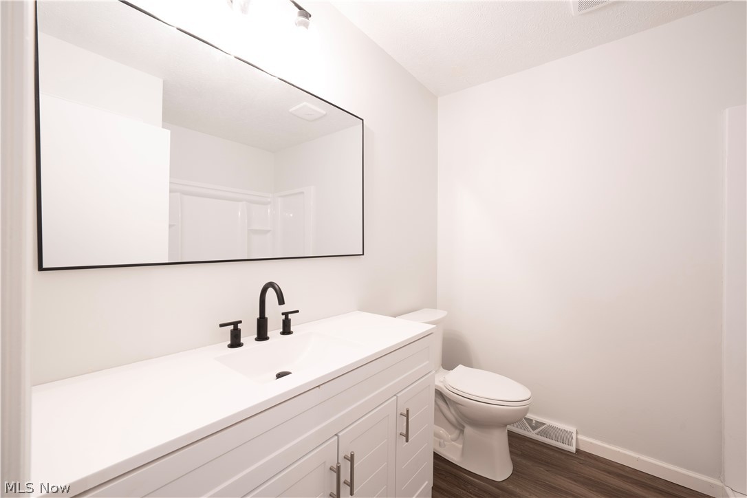 1072 Iberia Road Property Photo 18