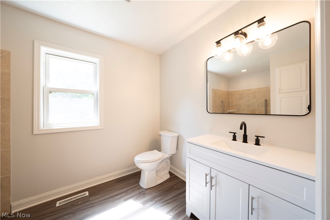 1072 Iberia Road Property Photo 28