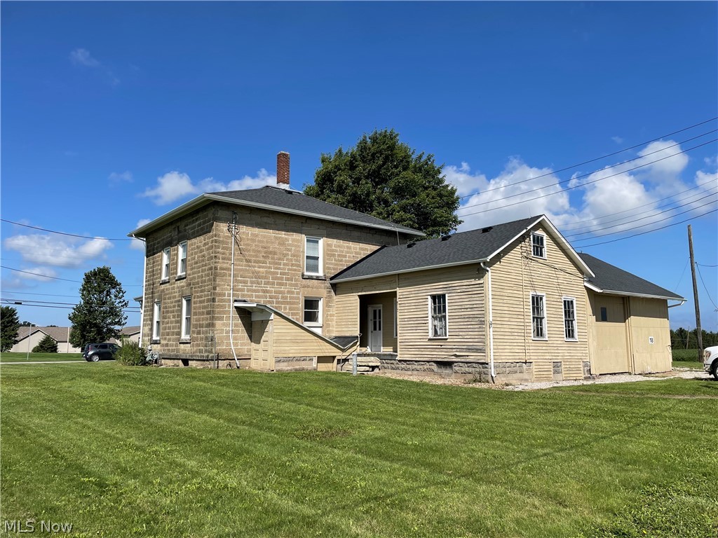 8279 Baumhart Road Property Photo 3