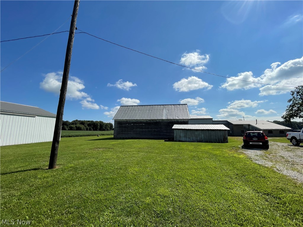 8279 Baumhart Road Property Photo 5