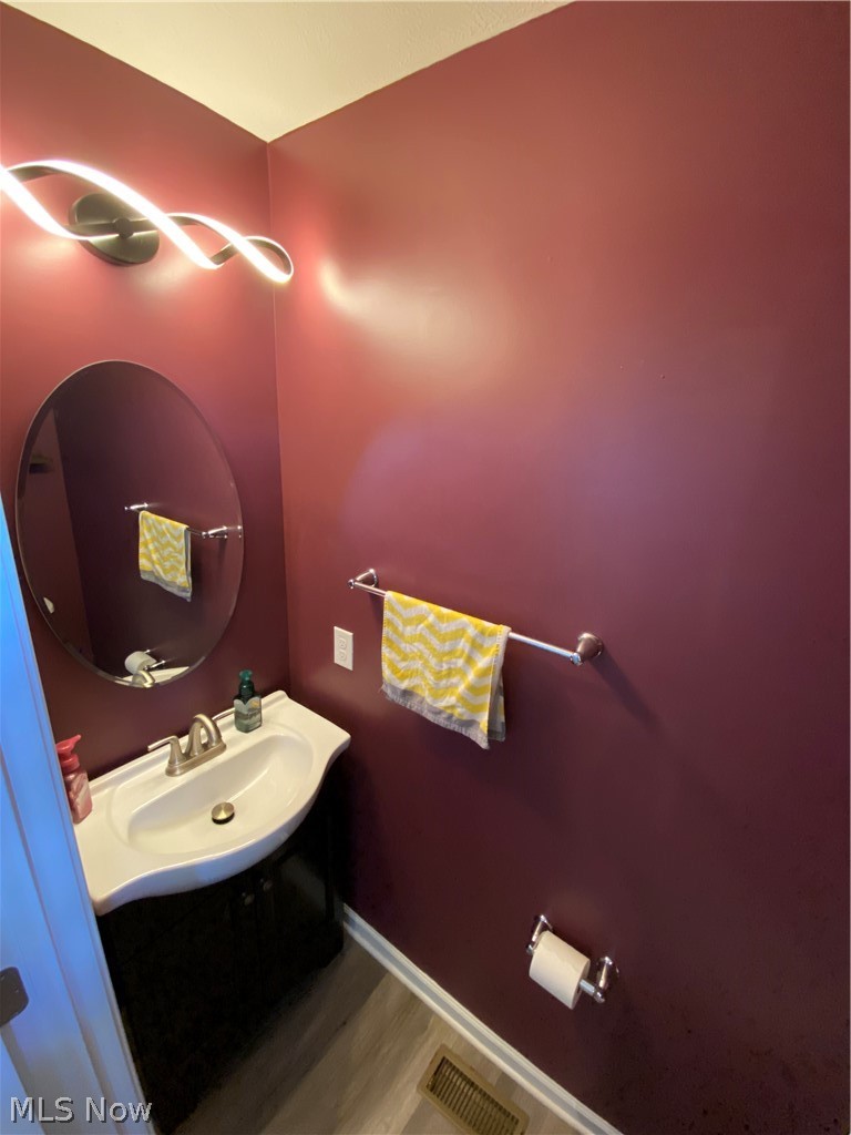 500 Bailey Court Property Photo 14