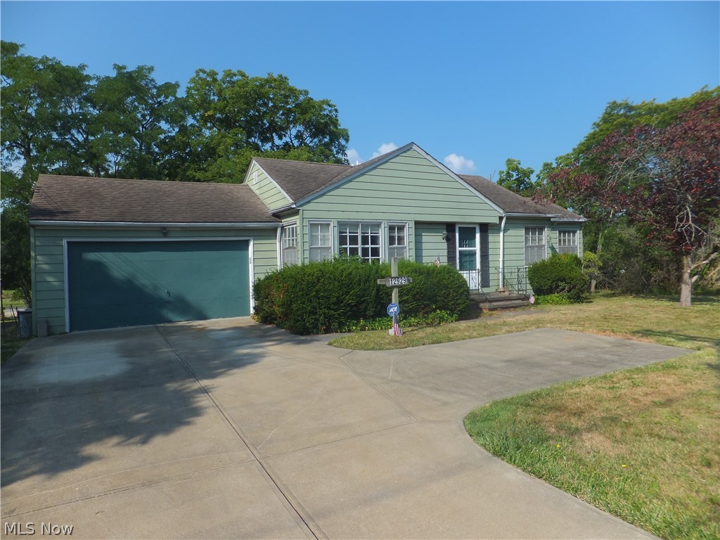 12929 W Pleasant Valley Road