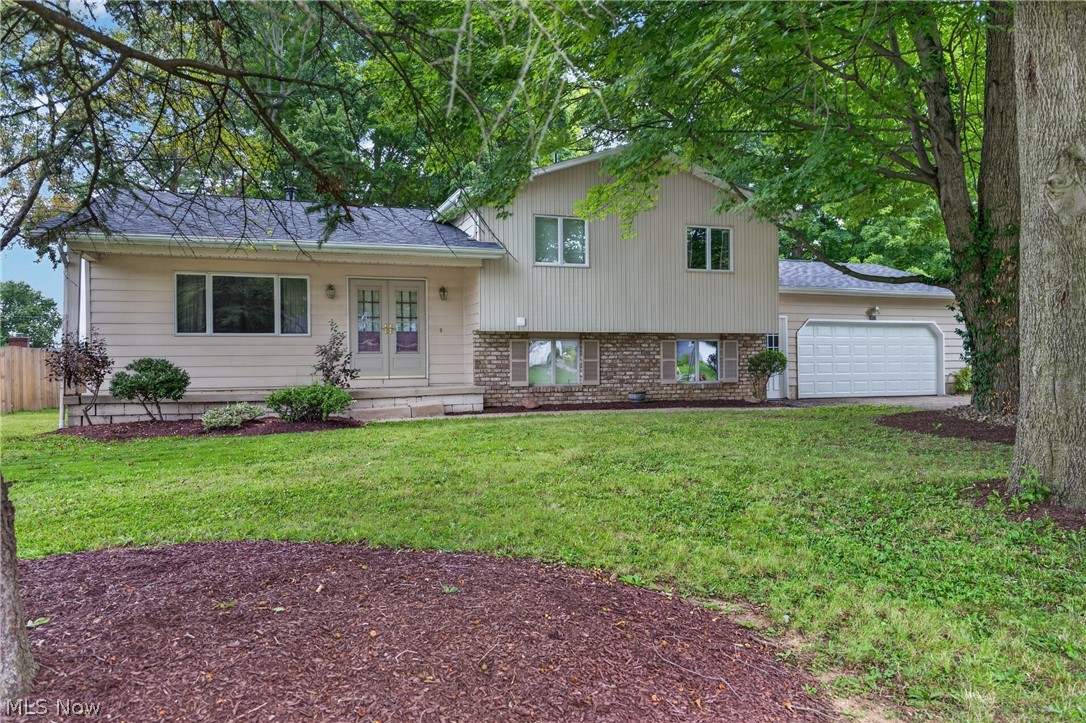 8488 Crystal Drive Property Photo 3