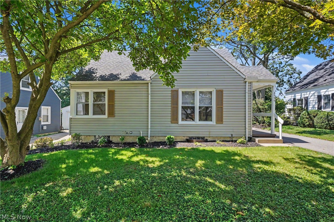 2554 23rd Street Property Photo 1
