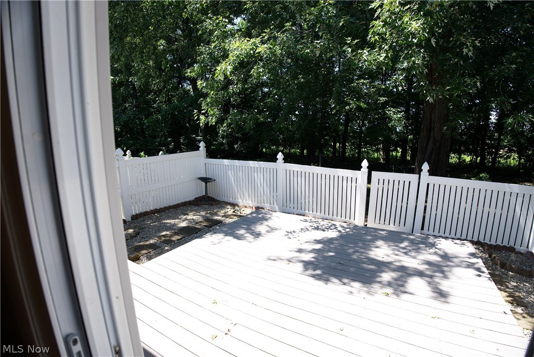 306 Deepwood Drive Property Photo 3