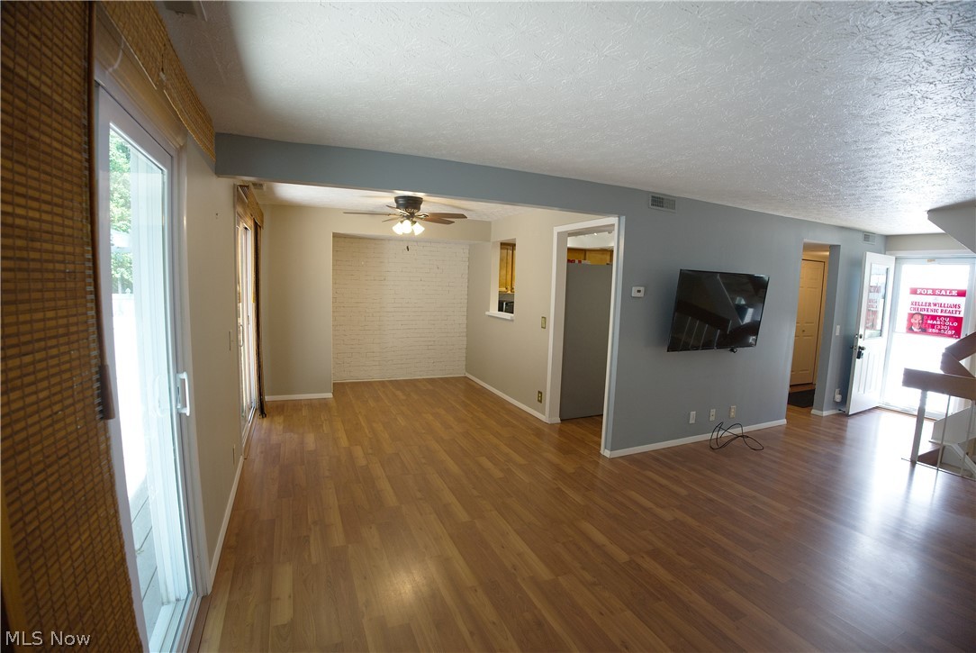 306 Deepwood Drive Property Photo 13